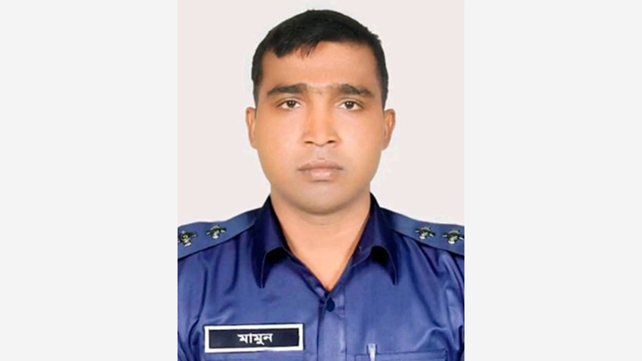 হাতকড়াসহ আ.লীগ নেতা ছিনতাইয়ের ঘটনায় এসআই প্রত্যাহার, তদন্ত কমিটি গঠন